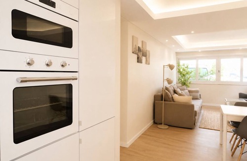 Estoril Apartment | Lovely & Comfy II - Checkinhome