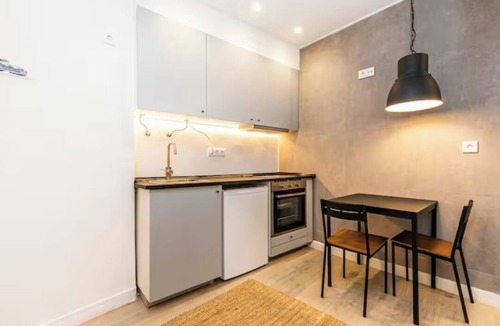 Santo Estevao Apartment | Lovely Grace