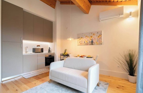 Oliveira do Castelo Apartment | Lovely Studio by HostWise