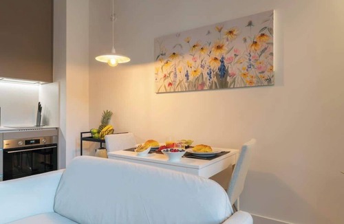Oliveira do Castelo Apartment | Lovely Studio by HostWise