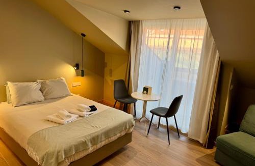 Alvalade Apartment | Lovely studio fully equipped near subway N10 - Shared bathroom with another Studio