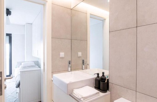 Santo Amaro Apartment | Lusíadas 53 4ºD - Beautiful River View