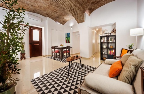 Evora Apartment | LUX - Casa Becco dos Assucares, free GARAGE - Centro Histórico