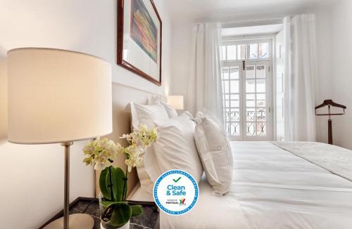Evora Apartment | LUX - Casa das Arcadas, free Garage - Praça de Giraldo