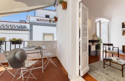 Evora Apartment | LUX - Casa do Aqueduto - free Garage- Centro Histórico