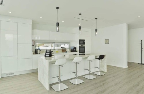 Prazeres Villa | Lux Madeira Villa: Ocean Views & Heated Pool