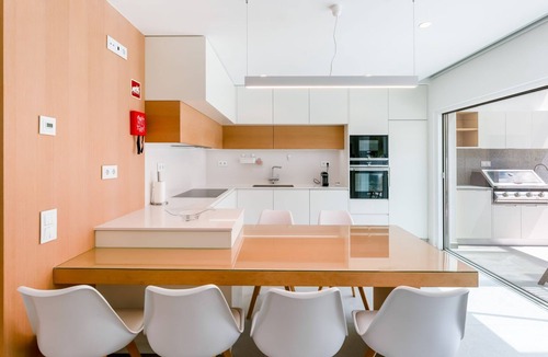 Ameijeira House | Luxurious 3 BDR House W/Pool & BBQ by LovelyStay