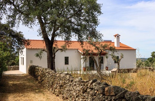 Portalegre Villa | Luxurious newly rebuilt villa with infinity pool