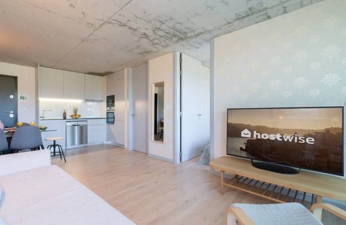 Vila Nova de Gaia Apartment | Luxurious Soft Flat | Balcony and Pool by HostWise