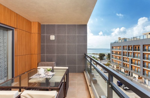 Olhao Apartment | Luxury 1-Bedroom Apartment with Rooftop Pool, Village Marina, Olhão