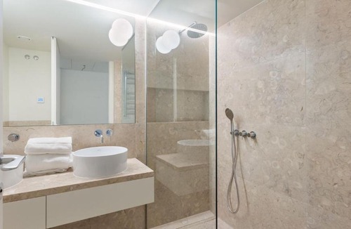 Principe Real Apartment | Luxury 2-bedroom Townhouse in Príncipe Real