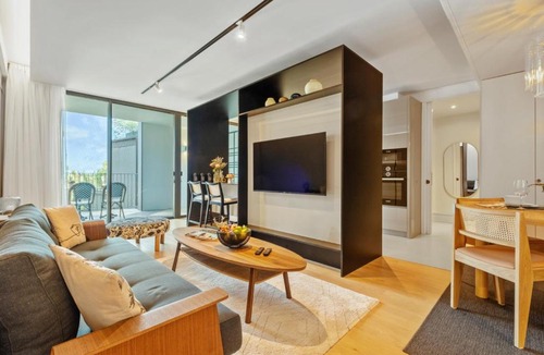 Se Apartment | Luxury 5-Star Stay at Savoy Insular