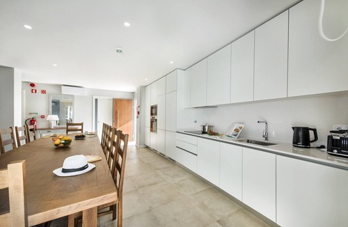 Areias de Sao Joao Villa | Luxury 6BR Villa Margarida | Pool, Hot Tub & Walk to Albufeira Strip