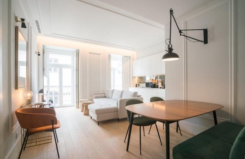 Chiado Apartment | Luxury Condo Lisbon City Center