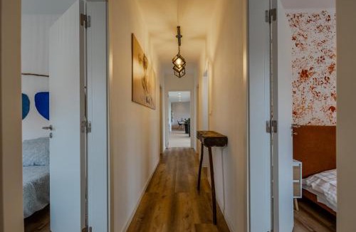 Vale de Mulheres Villa | Luxury Country House - Private Pool, Jacuzzi & BBQ