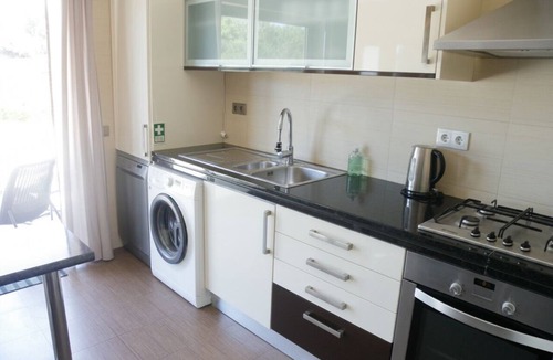 Sao Martinho do Porto Apartment | Luxury ground floor apartment, sleeps 6, excellent position in a quiet location