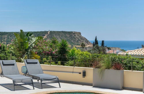 Praia da Luz Villa | Luxury Three Bedroom Villa with Jacuzzi Pool, Ocean Views & 5 mins walk into Luz