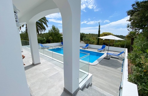 Budens Villa | Luxury villa on a private terrain with mature gardens and private pool, Salema.