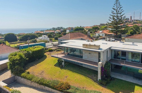 Carreco House | Luxury Villa Sea View - Indoor Heated Pool Included