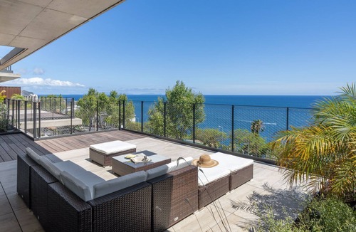 Sao Martinho Apartment | Lyra Luxury Savoy Monumentalis by LovelyStay