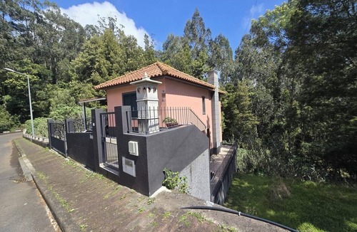 Gaula House | Madeira, 2 Bedroom Nature Retreat near Santa Cruz