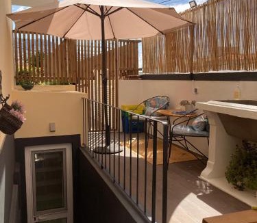 Santa Luzia Apartment | Mango Tree House Funchal Madeira Island