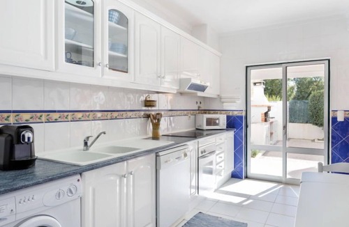 Manta Rota House | Manta Rota 450m from the Beach by Interhome