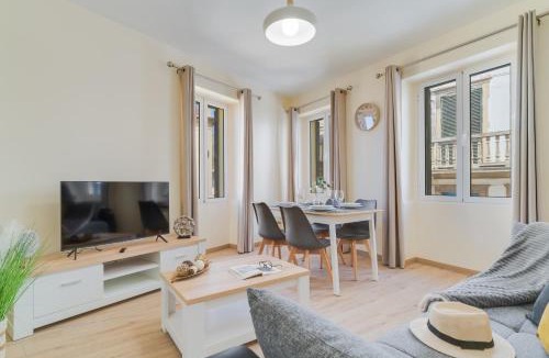 Old Town House | Marias Place by Atlantic Holiday