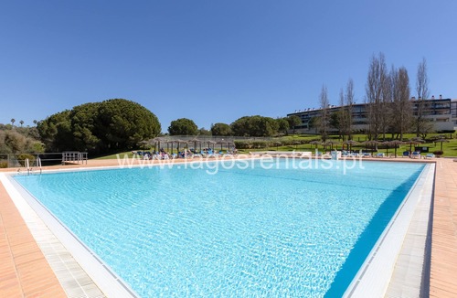 Telheiro Apartment | 🌴 Marina Park Getaway | Pool, Tennis & Easy City Access 🌊