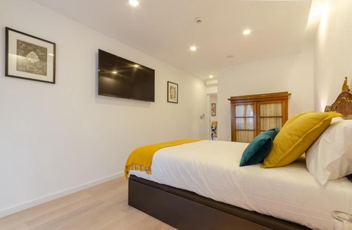 Santo Antonio Apartment | Marques de Pombal Prime by Homing