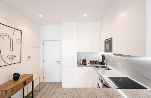 Leixões Apartment | Matosinhos Beach Freedom by LovelyStay