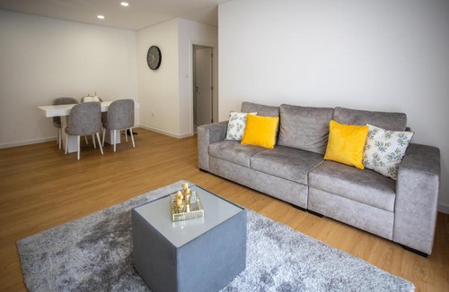 Medelo Apartment | Matriz Inn IV - Apartamento T3 no Centro de Fafe