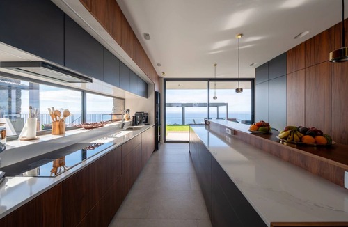 Calheta Villa | Mea Suna - Luxury Seafront Family Villa in Madeira