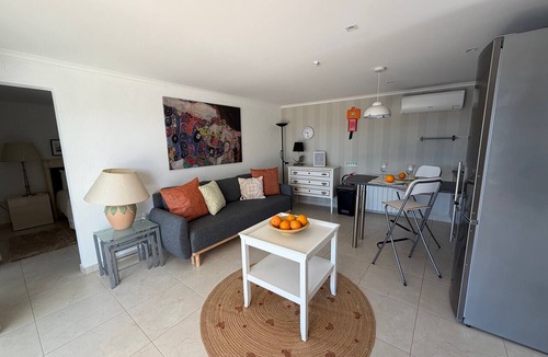 Vale Formoso Apartment | Mel de Flor Apartment with Sea View, Shared Infinity Pool, Garden & Wi-Fi