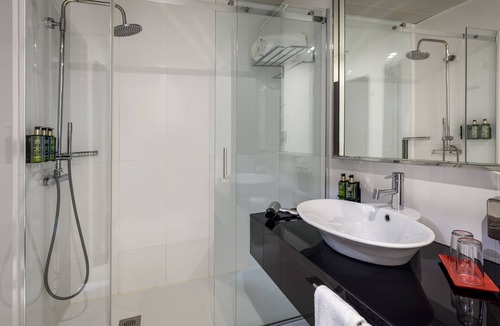 Aveiro Hotel | Melia Ria Hotel & Spa