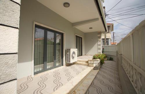 Parede Villa | Meriteluna Beach