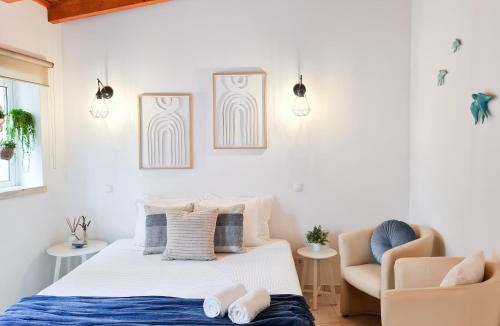 Ferragudo House | MINHA CASA SUA CASA - Cozy Little House, AC & WiFi