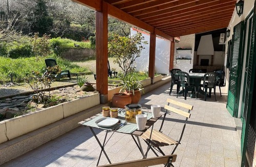 Alcongosta House | Miraculous Jungle Guest House, Quinta em atividade