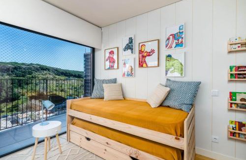 Alges Apartment | Miraflores Modern Apt with Balcony by LovelyStay