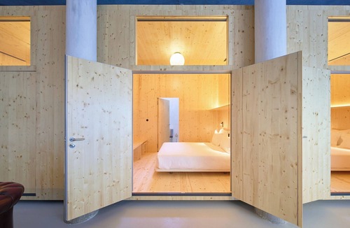 Viana do Alentejo Cabin | Moagem Industrial Lodge
