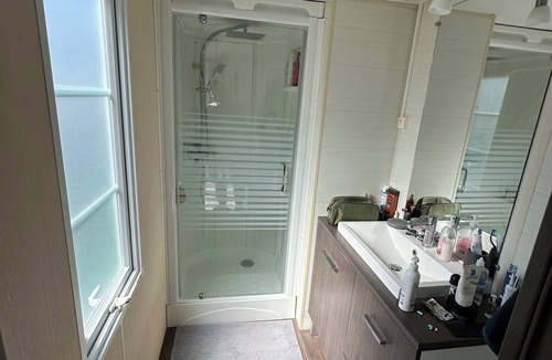 Pedrogao House | MobilHome 2 Comfortable 40 m from the Beach with Garden and Barbecue