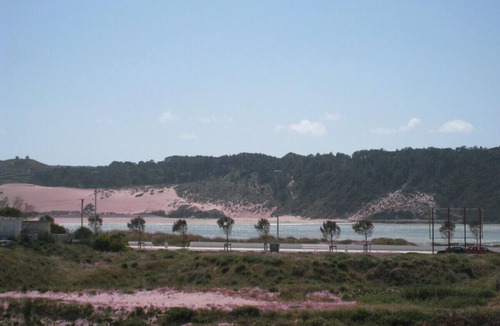 Sao Martinho do Porto Apartment | Modern 2 Bed with Large Balconies - Pool & Sea views, Sun all day