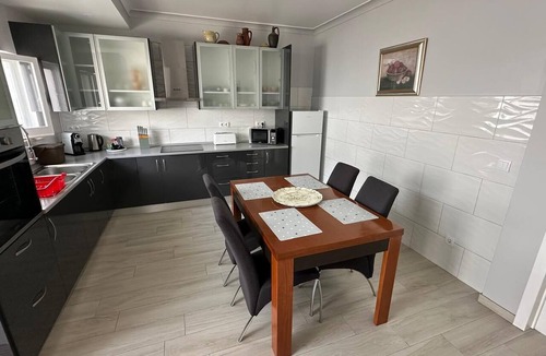 Vila Franca do Campo Apartment | Modern apartment with a terrace in the heart of town