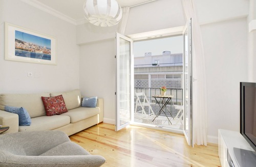 Socorro Apartment | Modern Apartment on the Highest Hill in Lisbon