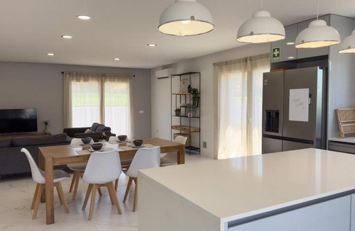 Penela House | Modern Bungalow near Penela