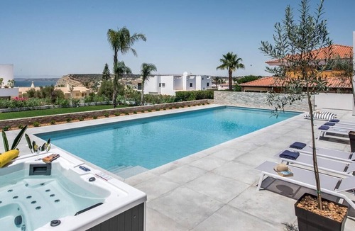 Porto de Mos Villa | Modern Luxury Algarve Villa near Lagos