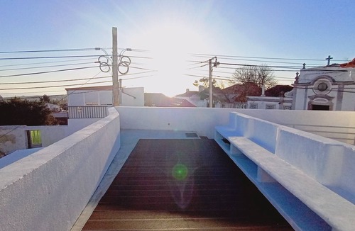 Trafaria Apartment | Modern Private Studio | Ocean View & Rooftop