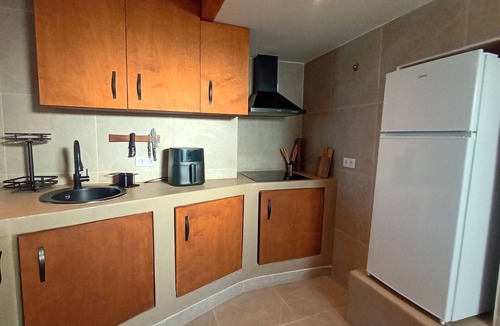Trafaria Apartment | Modern Studio Almada | Near Lisbon & Sea
