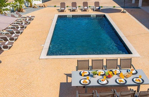 Albufeira Villa | Modern Villa w/Heatable Pool in Albufeira