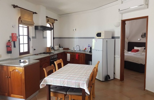 Murta Apartment | Monte-Bougainvillea Holiday Apartments in central Algarve -CRAVOS-